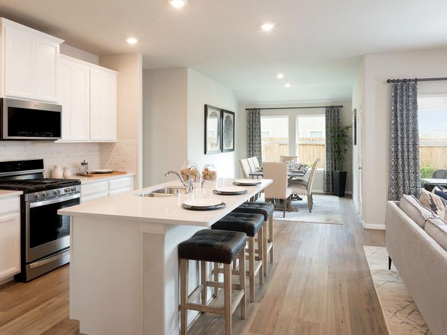 8323 Rio Spring Drive, Baytown, TX 77523
