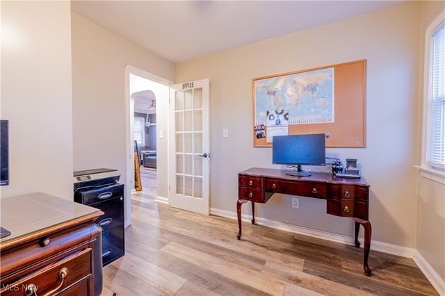 13402 Saint James Avenue, Cleveland, OH 44135