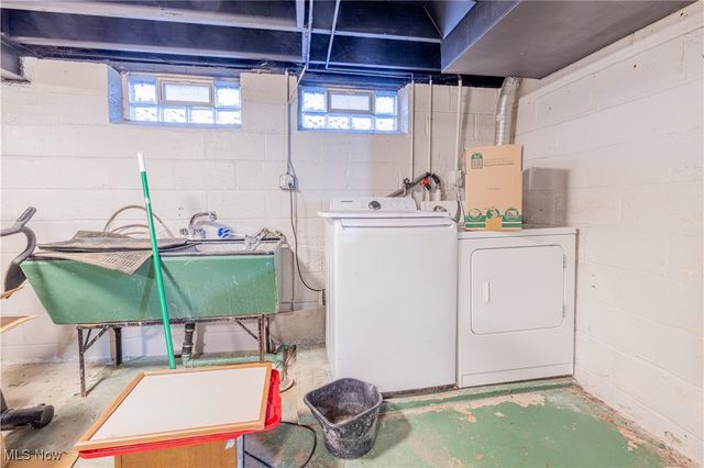 13402 Saint James Avenue, Cleveland, OH 44135