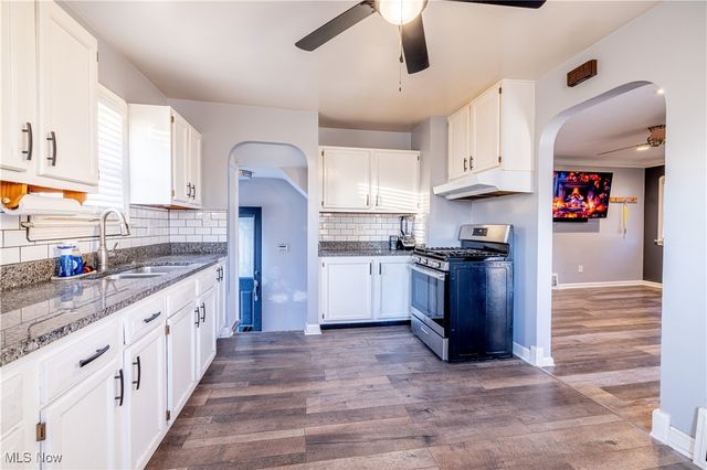 13402 Saint James Avenue, Cleveland, OH 44135