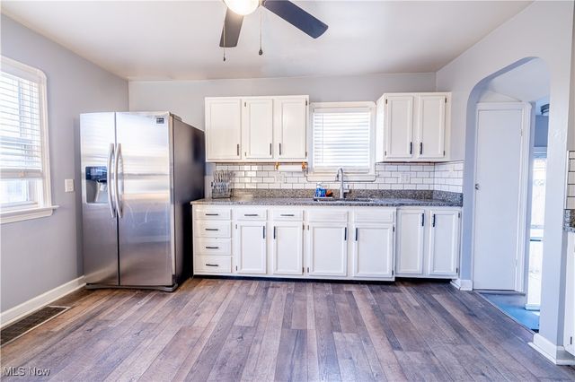 13402 Saint James Avenue, Cleveland, OH 44135