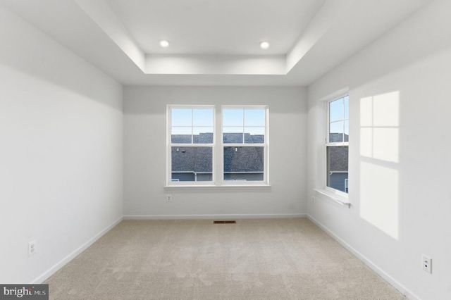 512 HUSKY TRL, Martinsburg, WV 25403