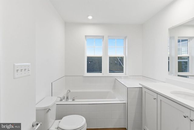 512 HUSKY TRL, Martinsburg, WV 25403