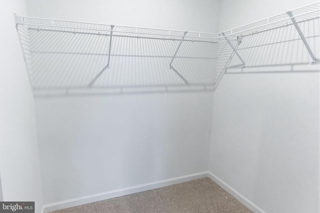 512 HUSKY TRL, Martinsburg, WV 25403