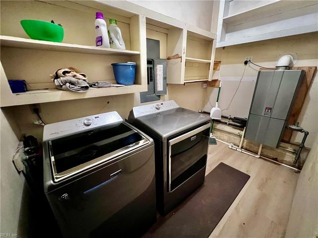 1208 Point Reel RD, Chesapeake, VA 23325