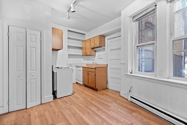48 Revere St 3, Boston, MA 02114