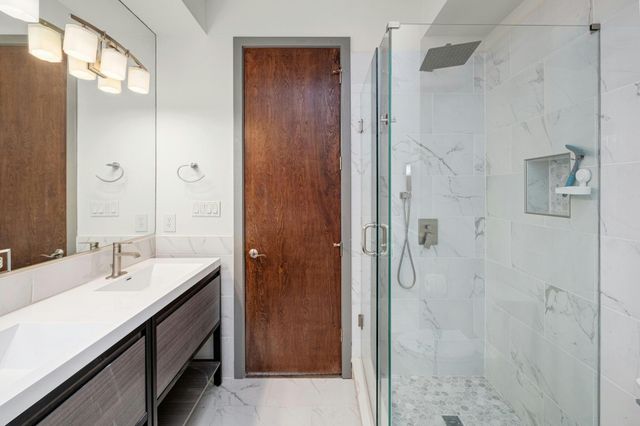 1314 Norwalk LN B, Austin, TX 78703