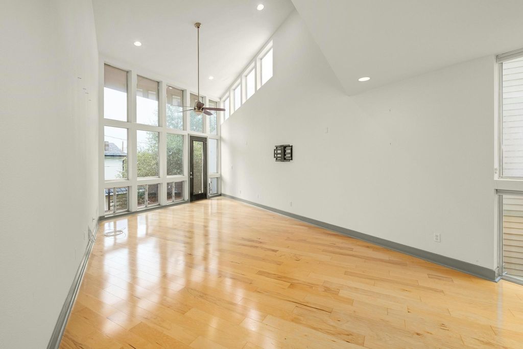 1314 Norwalk LN B, Austin, TX 78703