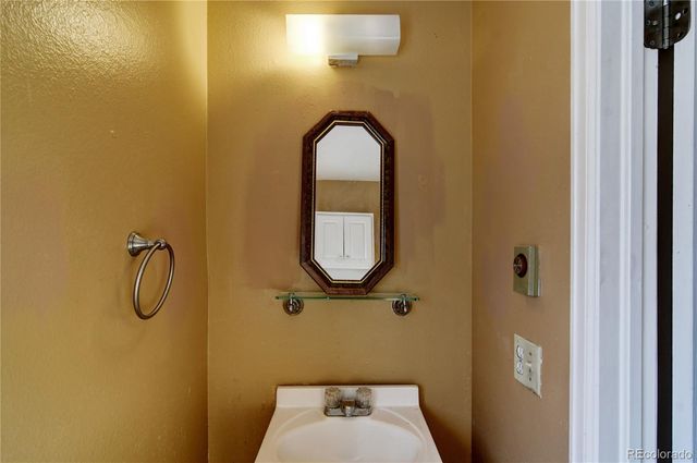 17796 E Mexico Drive, Aurora, CO 80017