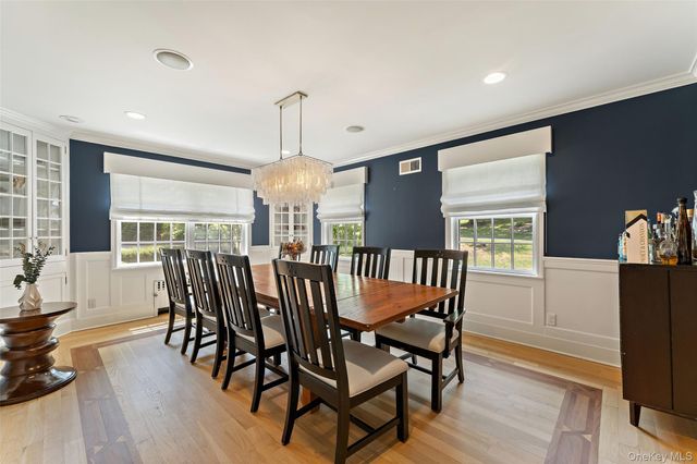 202 Rock Creek Lane, Scarsdale, NY 10583