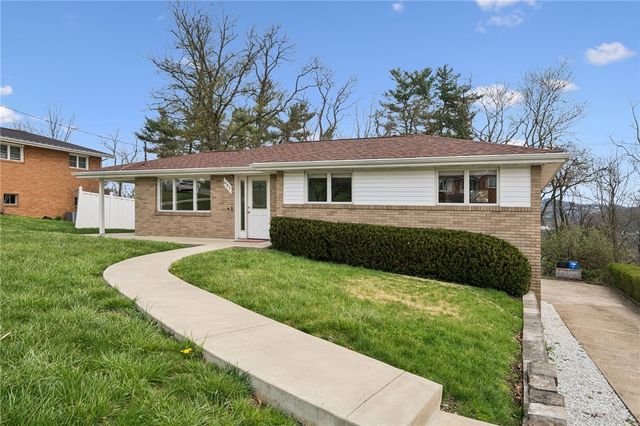 641 Longvue Dr, Chartiers, PA 15342