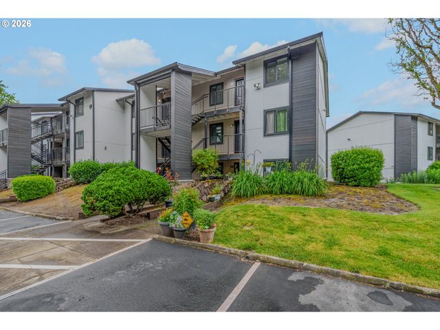 14095 Sw WALKER Rd 95, Beaverton, OR 97005