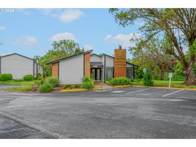 14095 Sw WALKER Rd 95, Beaverton, OR 97005