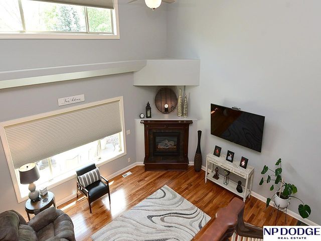 6809 N 122nd Court, Omaha, NE 68142