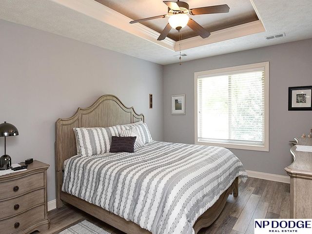 6809 N 122nd Court, Omaha, NE 68142