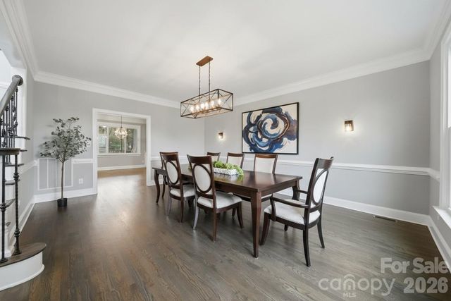 3916 2nd Street Drive NW, Hickory, NC 28601