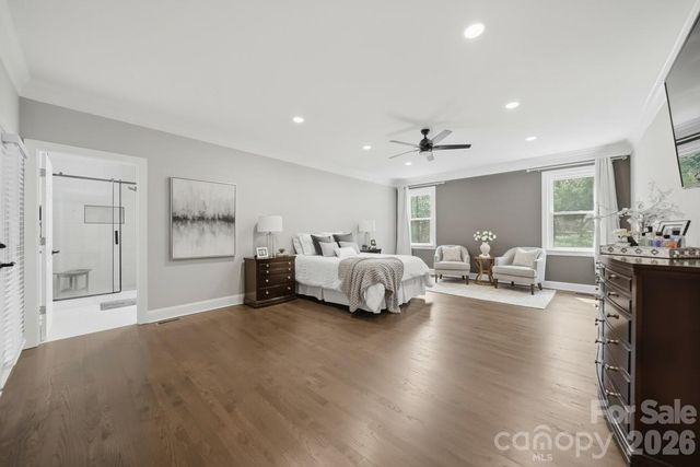 3916 2nd Street Drive NW, Hickory, NC 28601