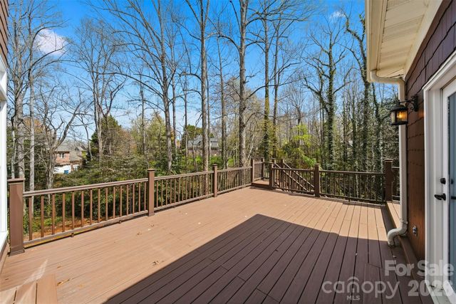 3916 2nd Street Drive NW, Hickory, NC 28601