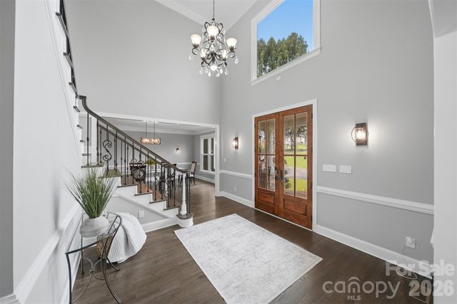 3916 2nd Street Drive NW, Hickory, NC 28601