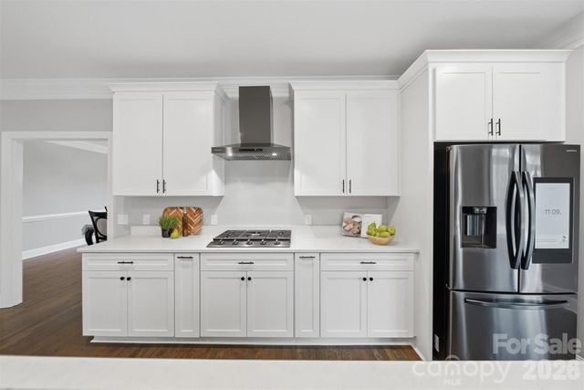 3916 2nd Street Drive NW, Hickory, NC 28601