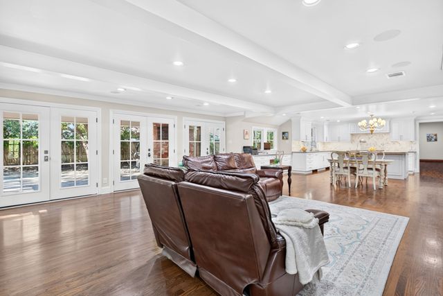 3804 Overton Park Drive W, Fort Worth, TX 76109