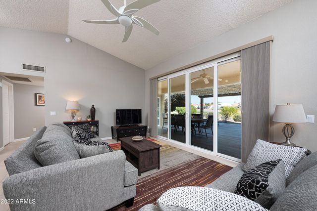 6621 S Championship Drive, Chandler, AZ 85249