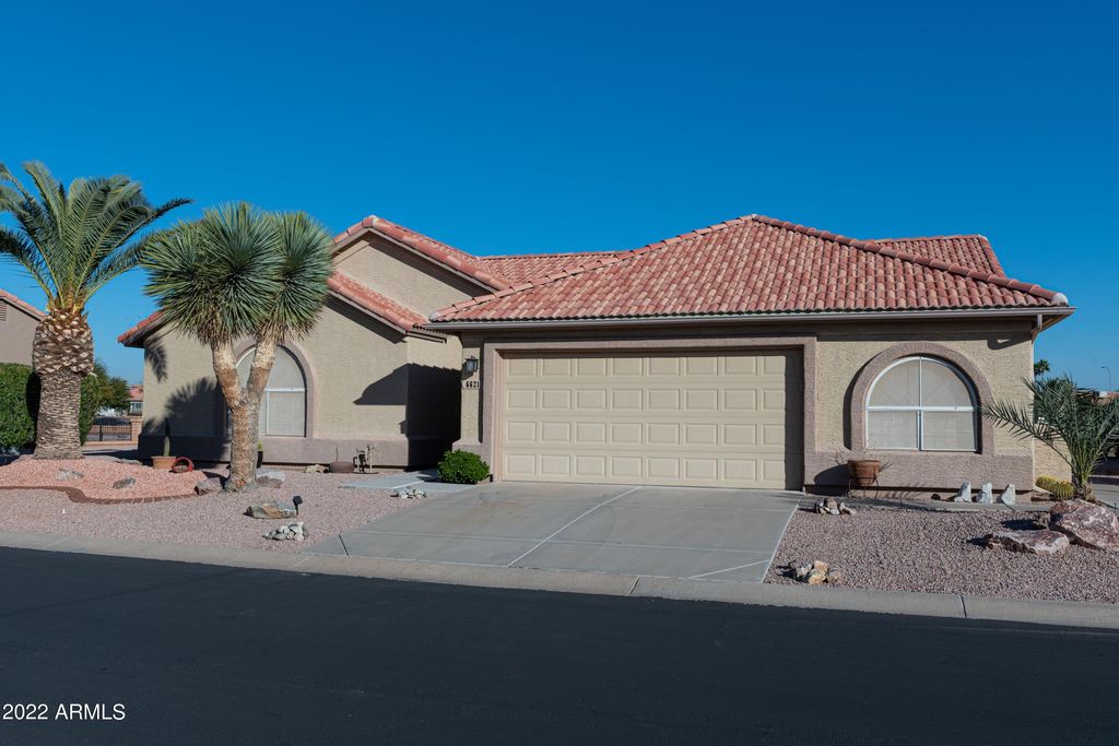 6621 S Championship Drive, Chandler, AZ 85249