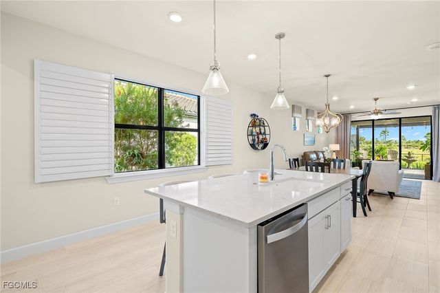 20040 Kingmont DR, Estero, FL 33928