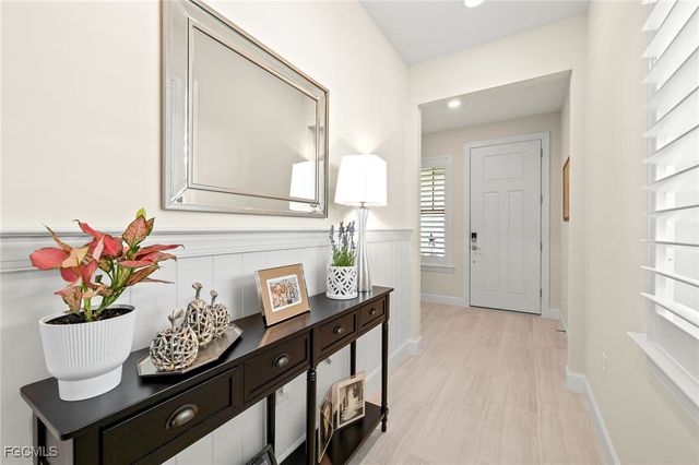 20040 Kingmont DR, Estero, FL 33928