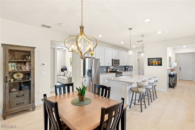 20040 Kingmont DR, Estero, FL 33928