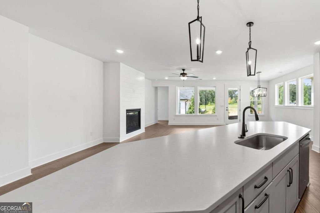 263 Strawberry Lane, Woodstock, GA 30189 — photo 5