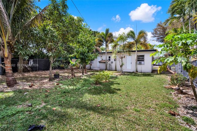 105 NW 7th Ave, Homestead, FL 33030