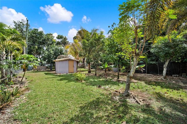105 NW 7th Ave, Homestead, FL 33030