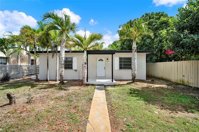 105 NW 7th Ave, Homestead, FL 33030