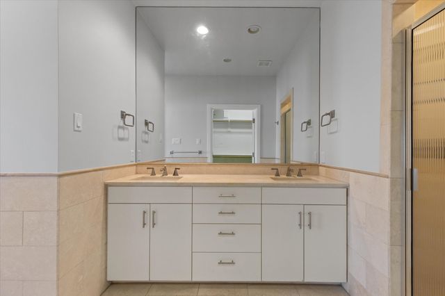 704 Arch Adams Lane, Fort Worth, TX 76107