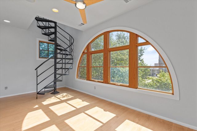704 Arch Adams Lane, Fort Worth, TX 76107