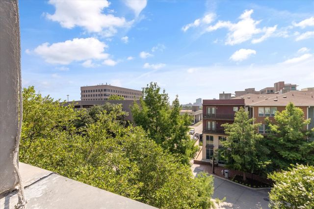 704 Arch Adams Lane, Fort Worth, TX 76107