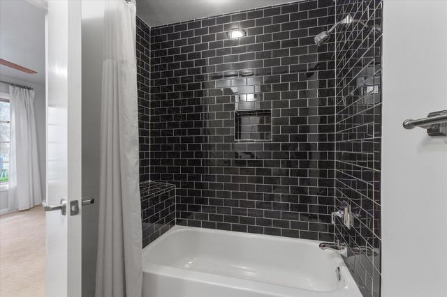 704 Arch Adams Lane, Fort Worth, TX 76107