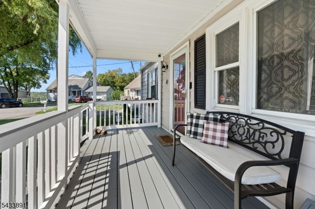 41 N Riverview Rd, Phillipsburg Town, NJ 08865