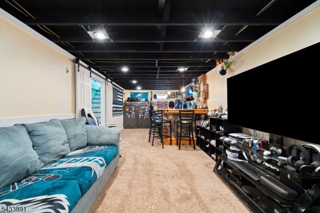 41 N Riverview Rd, Phillipsburg Town, NJ 08865