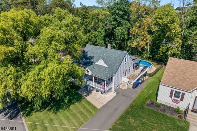 41 N Riverview Rd, Phillipsburg Town, NJ 08865