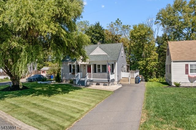 41 N Riverview Rd, Phillipsburg Town, NJ 08865