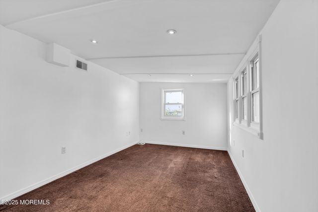 1632 Farragut Avenue, Toms River, NJ 08753