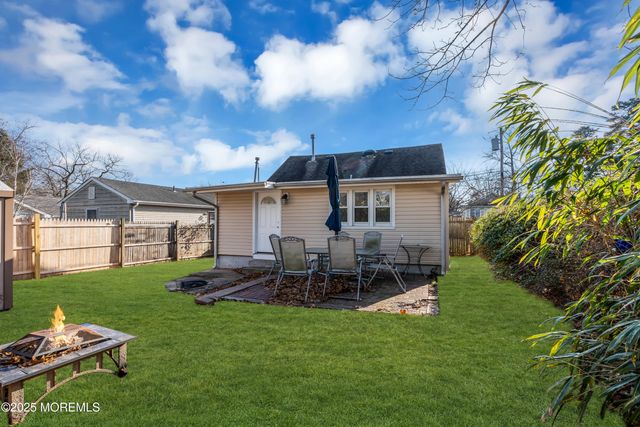 1632 Farragut Avenue, Toms River, NJ 08753