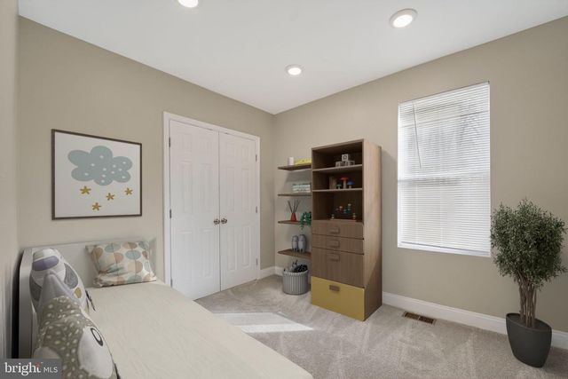 418 1ST AVE, Halethorpe, MD 21227