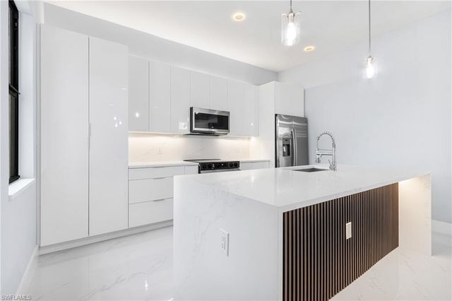 749 Langford ST, Lehigh Acres, FL 33936