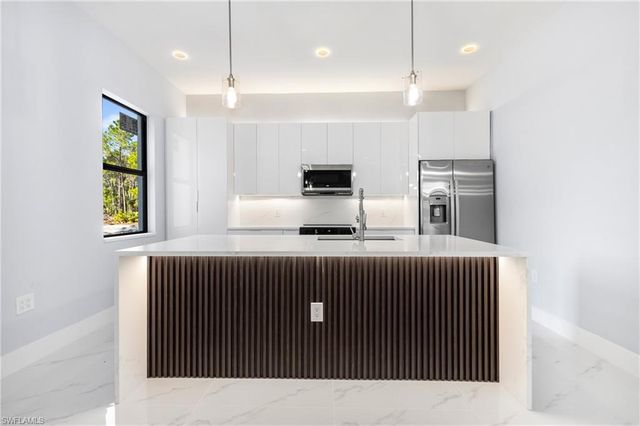 749 Langford ST, Lehigh Acres, FL 33936