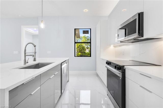 749 Langford ST, Lehigh Acres, FL 33936