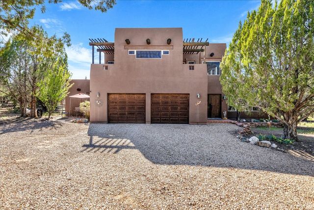 693 N PINION HILLS DR, Dammeron Valley, UT 84783