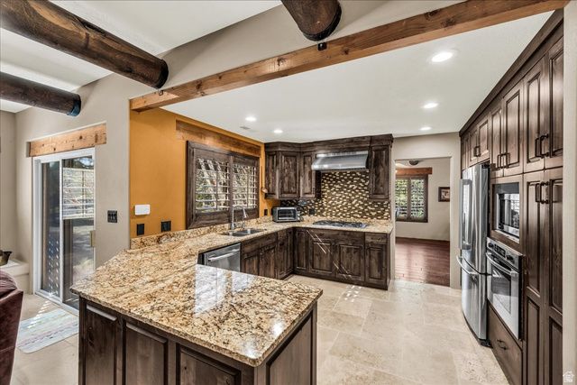 693 N PINION HILLS DR, Dammeron Valley, UT 84783